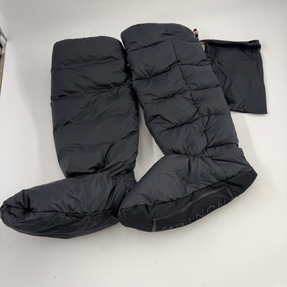 Hunter Women’s Black - SIZE Medium 5-7 - Down Filled Tall Boot Puffer Liners